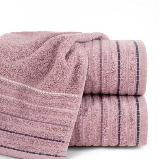 Ręcznik bawełniany 70x140 IZA liliowy z kontrastującą bordiurą w pasy Design 91