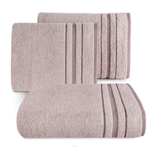 Ręcznik bawełniany 70x140 KORAL pudrowy zdobiony subtelną bordiurą w pasy