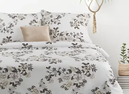 Pościel z mikrowłókna 140x200 INGA kremowa z wzorem brązowych kwiatów Design 91