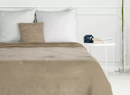 Koc jednokolorowy 150x200 SIMPLE 1 beżowy wyjątkowo miękki