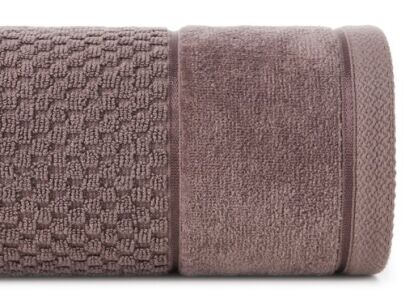 Ręcznik bawełniany 30x50 FRIDA jasny brąz z fakturą kosteczki i szeroką welurową bordiurą