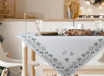 Nakładka świąteczna 100x100 1313 gobelinowa z szenili naturalna zielona wzór świąteczny