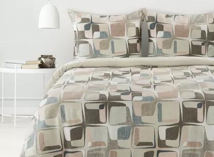 Pościel satynowa 160x200 SPRING 36 beżowa z wzorem geometrycznym z kolekcji Classic