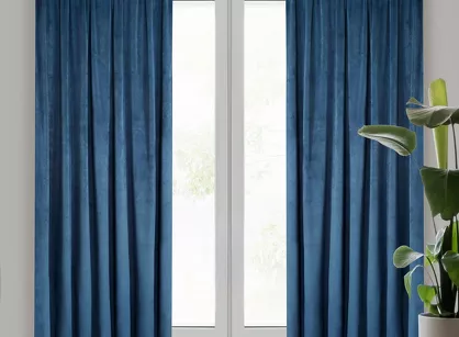 Zasłona na taśmie 140x270 MELANIE welwetowa granatowa o aksamitnej strukturze