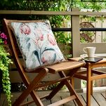 Poszewka na taras 45x45 GARDEN 32B biała wodoodporna niebieski motyw kwiatowy z frędzlami - 3