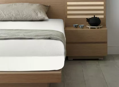 Prześcieradło z polaru FLANO z gumką kremowe 220x200 puszyste