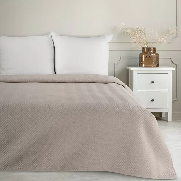 Narzuta jednokolorowa 220x240 LEN 3 beżowa pikowana w gęstą jodełkę imitująca len