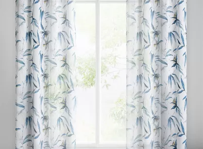 Firana gotowa na przelotkach 140x250 AIDA biała z etaminy z nadrukiem egzotycznych liści