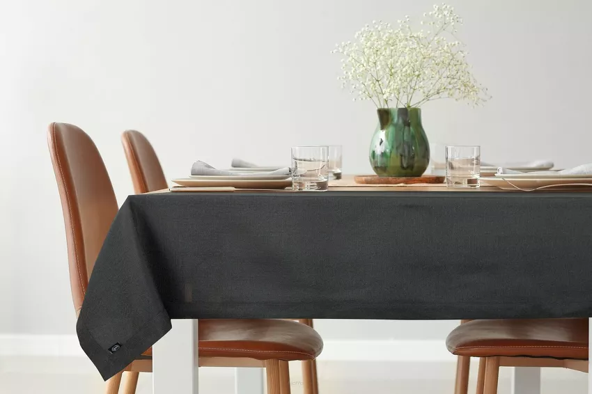 Bieżnik 40x180 STELLA 2 czarny mereżka zdobiony kantą