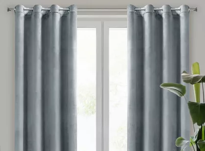 Zasłona na przelotkach 140x250 MELANIE welwetowa srebrna o aksamitnej strukturze