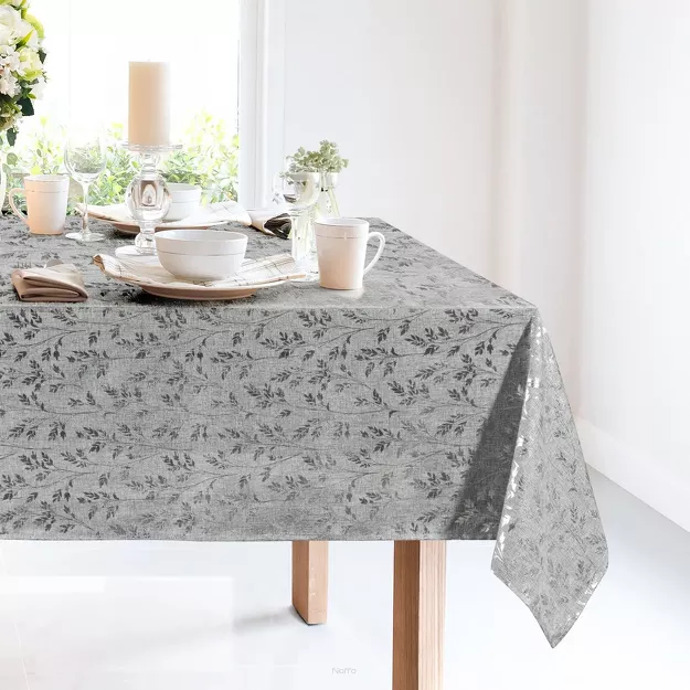 Obrus 140x180 SIMONA z błyszczącym srebrnym nadrukiem gałązek