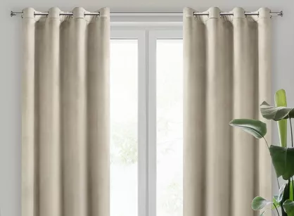 Zasłona na przelotkach 140x250 MELANIE welwetowa jasny beż o aksamitnej strukturze