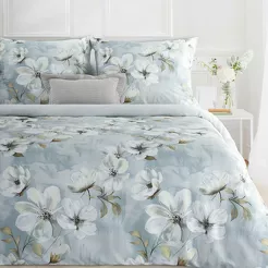 Pościel satynowa 140x200 SPRING 89 błękitna z wzorem kwiatowym z kolekcji Classic