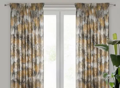 Zasłona na taśmie 140x270 TINA welwetowa musztardowa z szampańskim nadrukiem