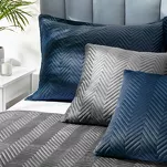 Poszewka welwetowa 50x70 Sofia granatowa pikowana w gęstą jodełkę - 3