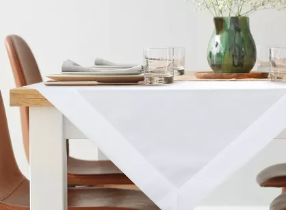 Nakładka 85x85 LUCY biała gładka zdobiona kantą