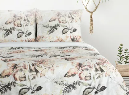 Pościel z mikrowłókna 160x200 ARINA biała z nadrukiem kwiatowym Design 91