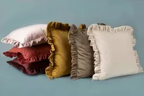 Poszewka welwetowa 45x45 jednokolorowa VELVET 25 ciemna mięta z falbanami - 2