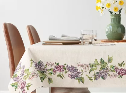 Obrus gobelinowy 140x180 1424 naturalny z nadrukiem kwiatów bzu