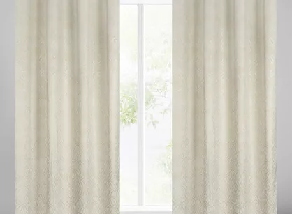 Zasłona gotowa na przelotkach 140x250 ARETA welwetowa kremowa ze srebrno złotym nadrukiem w stylu boho