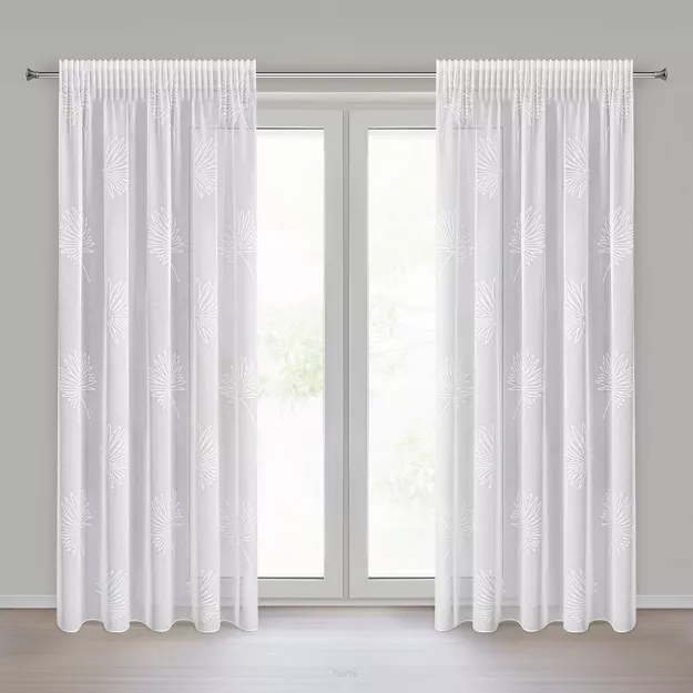 Firana na taśmie 140x270 JANE biała z etaminy zdobiona wzorem roślinnym