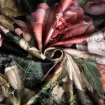 Zasłona na taśmie 140x270 PEONIA bordowa z wzorem kwiatów piwonii efekt 3D - 11