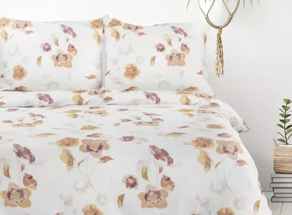 Pościel z mikrowłókna 220x200 IGA biała z wzorem delikatnych kwiatków Design 91