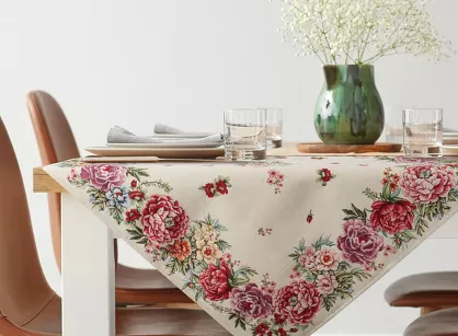 Nakładka gobelinowa 100x100 GRIA naturalna różowa z nadrukiem kwiatów piwonii