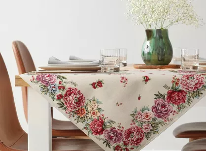 Nakładka gobelinowa 100x100 GRIA naturalna różowa z nadrukiem kwiatów piwonii