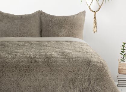 Pościel z mikrowłókna 160x200 TIFFANY beżowa o strukturze futra z kolekcji Design 91
