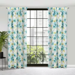 Firana gotowa na taśmie 140x270 SOFIA biała z lekkiej etaminy z nadrukiem malarskich niebieskich kwiatów