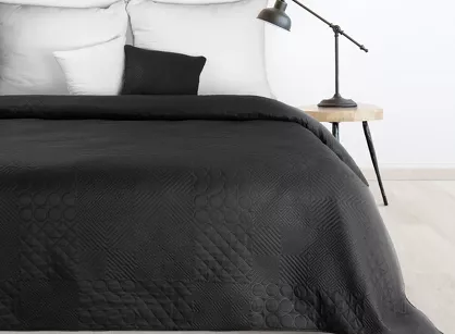 Narzuta jednokolorowa 170x210 BONI 5 czarna pikowana w geometryczny wzór Design 91