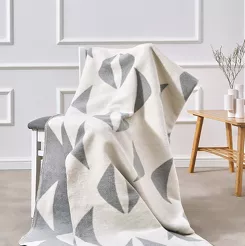 Koc bawełniany 150x200 2139-1 szary rogaliki wykończony szydełkiem