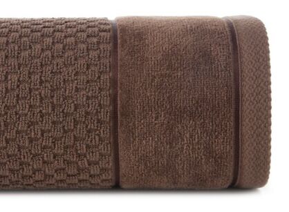 Ręcznik bawełniany 30x50 FRIDA ciemny brąz z fakturą kosteczki i szeroką welurową bordiurą