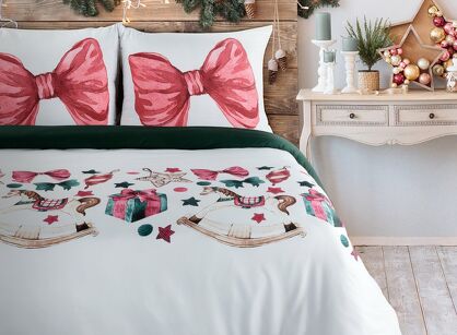 Pościel świąteczna 220x200 RIBENO biała różowa panelowy nadruk z mikrowłókna