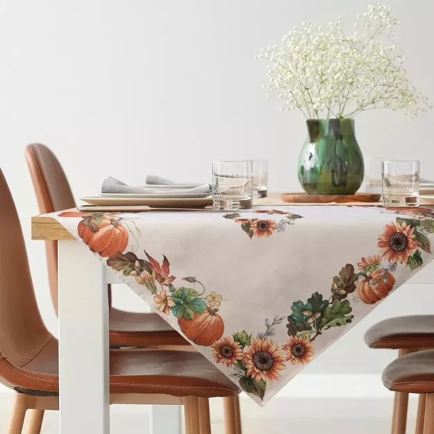 Obrus gobelinowy 140x180 1220 naturalny z nadrukiem pomarańczowych dyni i słoneczników