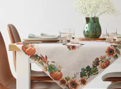 Nakładka gobelinowa 100x100 1220 naturalna z nadrukiem pomarańczowych dyni i słoneczników