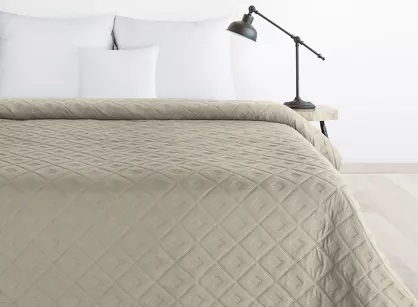 Narzuta 170x210 ALARA 6 ciemny beż pikowana z mikrofibry wzór wyrazistych rombów