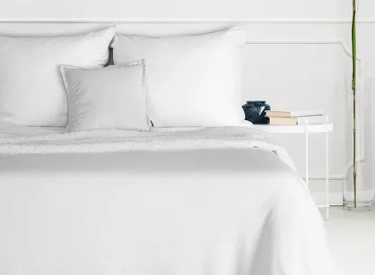 Koc jednokolorowy 150x200 TEDY biały imitujący buklę