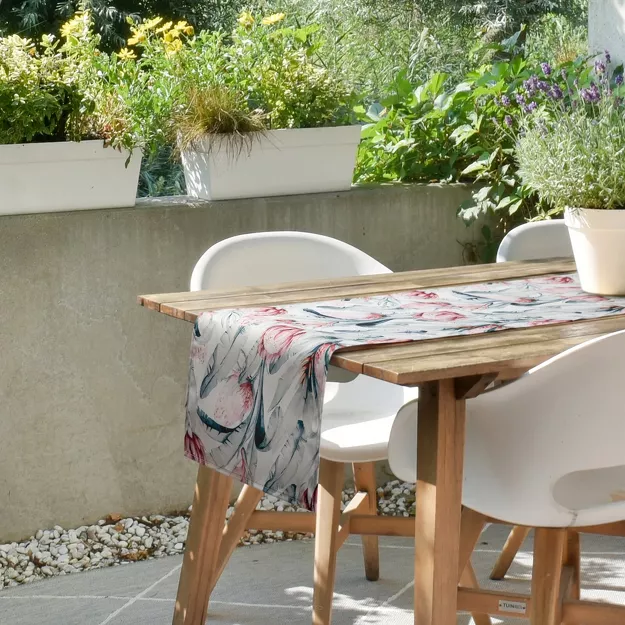 Bieżnik na taras 40x180 GARDEN 32 biały wodoodporny niebieski motyw kwiatowy