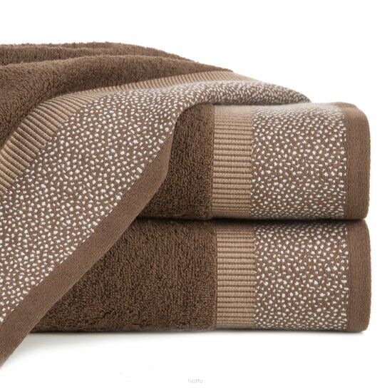 Ręcznik bawełniany 50x90 MARIT ciemny brąz z kontrastową bordiurą w drobny żakardowy wzór
