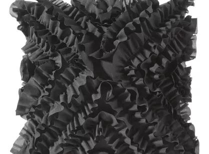 Poszewka jednokolorowa 45x45 MIRENA czarna zdobiona falbanami