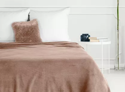 Koc jednokolorowy 150x200 SIMPLE 1 mocha wyjątkowo miękki