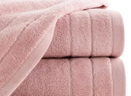 Ręcznik bawełniany 50x90 DAMLA pudrowy gładki z subtelną bordiurą