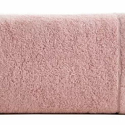 Ręcznik bawełniany 50x90 DAMLA pudrowy gładki z subtelną bordiurą
