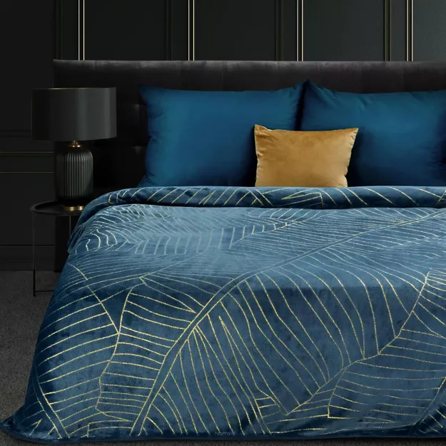 Koc 150x20 MUSA 2 granatowy ze złotym nadrukiem liści bananowca Limited Collection