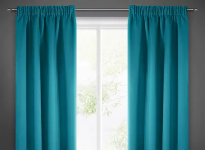 Zasłona na taśmie 135x270 LOGAN zaciemniająca morska jednokolorowa z półmatowej tkaniny