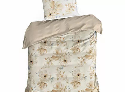 Pościel satynowa 140x200 SPRING 90 kremowa z wzorem beżowych kwiatów z kolekcji Classic