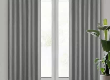 Zasłona na przelotkach 140x250 SELINA zaciemniająca stalowa z błyszczącą nicią