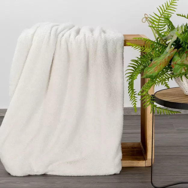 Koc 150x200 BLINK biały puszysty z błyszczącą srebrną nicią Design 91